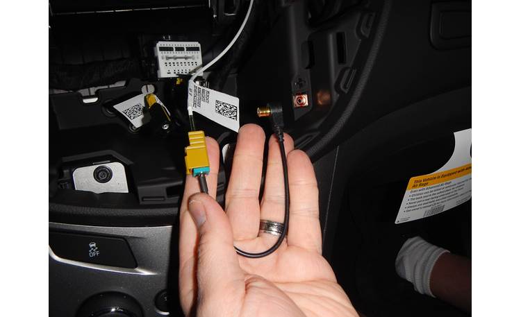 Maestro - HRN-ANT-SAT1 - Connect a factory satellite antenna to an aftermarket satellite radio tuner. Eliminates the need to install aftermarket antenna.  Compatible with MSR, MSW, MRR & MRR2